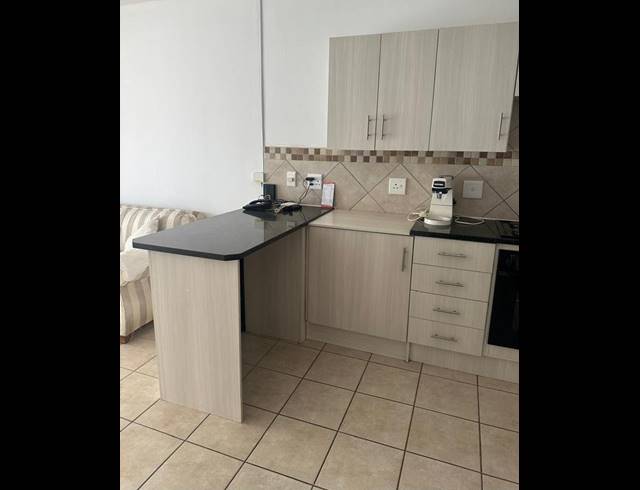 2 BEDROOM TOWNHOUSE FOR SALE IN BRENTWOOD